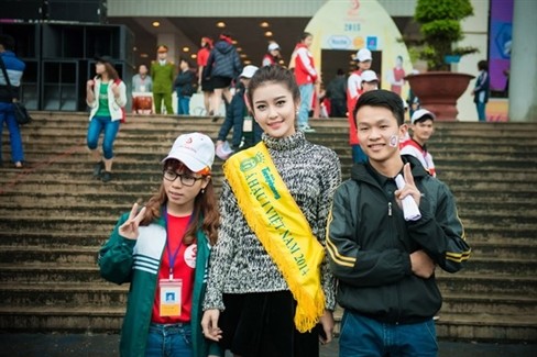 Kỳ vọng tiếp nhận 8.000 đơn vị máu Á hậu Huyền My làm đại sứ Lễ hội Xuân Hồng 2015