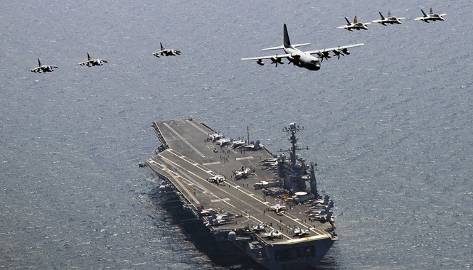 Tàu sân bay Mỹ có thể sắp tập trận ở biển Đông Tàu sân bay Mỹ USS George Washington từng tập trận tại biển Đông. Ảnh: US Navy