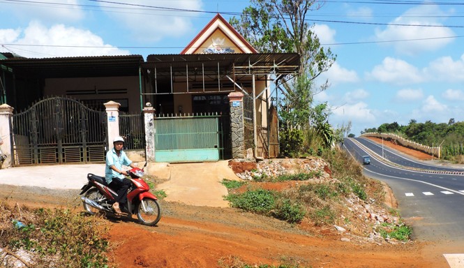 Thiếu biển cảnh báo, mất an toàn giao thông Thiếu biển cảnh báo, mất an toàn giao thông