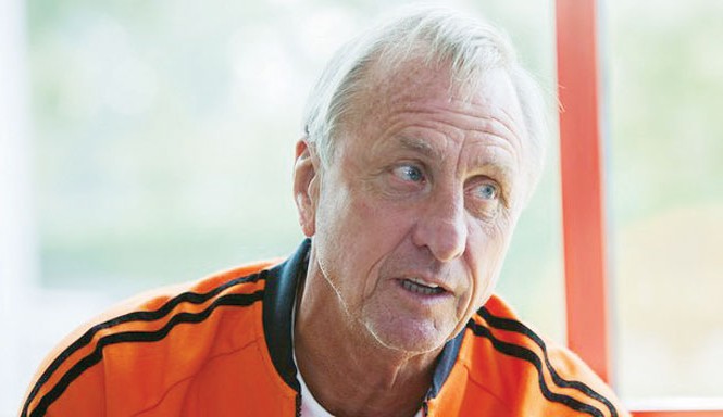 Vĩnh biệt huyền thoại Johan Cruyff Huyền thoại người Hà Lan Johan Cruyff đã ra đi ở tuổi 68. Ảnh: GUARDIAN