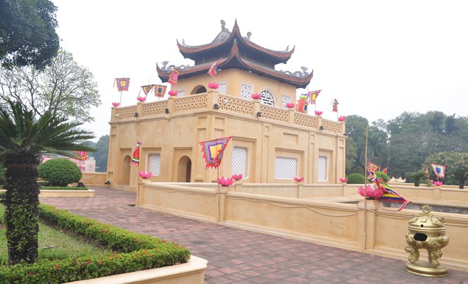 Không để lặp lại hành vi cướp lộc ở lễ hội Lãnh đạo thành phố Hà Nội yêu cầu rút kinh nghiệm trong việc “làm mới” các di tích (ảnh chụp di tích Hoàng thành Thăng Long)