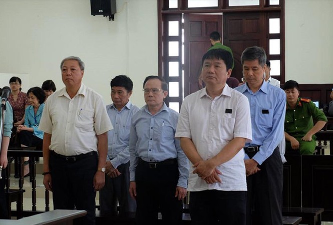 Xử phúc thẩm ông Đinh La Thăng: Góp vốn kiểu 'tiền trảm, hậu tấu' Các bị cáo tại tòa phúc thẩm ngày 19/6.
