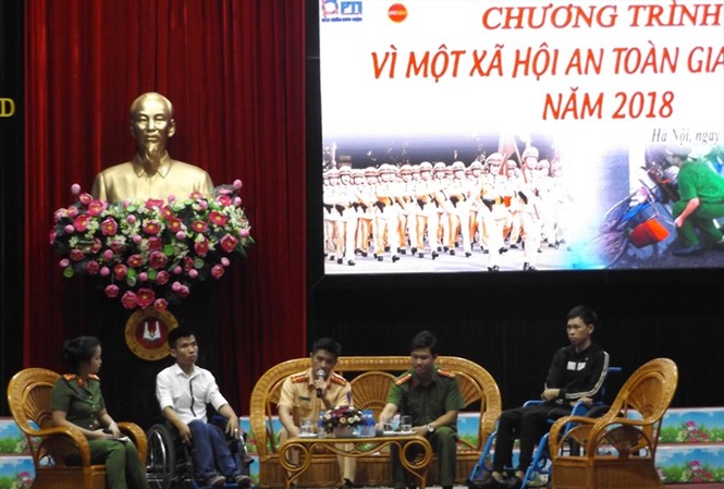Câu chuyện ám ảnh từ nạn nhân 'ma men' Các nhân vật trải nghiệm chia sẻ câu chuyện với sinh viên Học viện Cảnh sát nhân dân