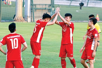 Seoul FC từng bị HLV Hữu Thắng 'làm gỏi' Thầy trò HLV Park Hang - seo vẫn rất thận trọng chuẩn bị cho AFF cup 2018 sau chiến thắng trước Seoul FC ở trận giao hữu thứ 2 trên đất Hàn Quốc. Ảnh: VSI