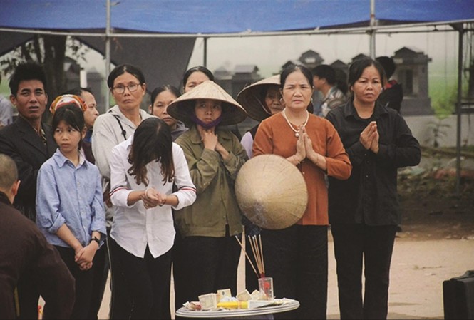 Tai nạn thảm khốc 7 người chết ở Vĩnh Phúc: Tang thương trùm xóm nhỏ Tai nạn thảm khốc 7 người chết ở Vĩnh Phúc: Tang thương trùm xóm nhỏ
