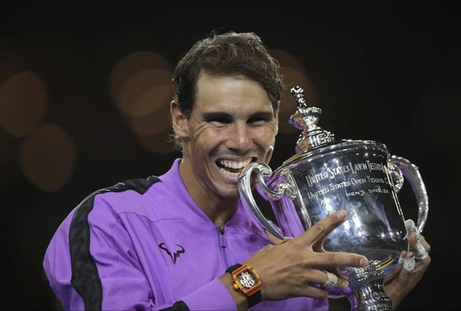 Vô địch US Open, Nadal 'vẫn chạy tốt' ở tuổi 33 Nadal lần thứ 4 lên ngôi vô địch US Open