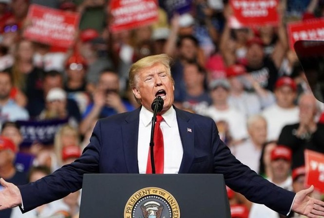 Luận tội ông Trump có thể ảnh hưởng chiến tranh thương mại Tổng thống Mỹ Donald Trump sẽ tập trung cho chiến dịch tái tranh cử vào cuối năm 2020 Ảnh: Getty Images