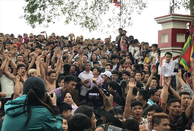 Chưa chốt kịch bản nhiều lễ hội bạo lực Cướp phết Hiền Quan năm 2019 phải dừng tổ chức vì lo vỡ trận. Ảnh: HÀ THƯ