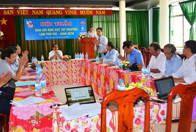 Hội thảo-Hội thao báo chí Tây Nguyên lần thứ 8 Hội thảo-Hội thao báo chí Tây Nguyên lần thứ 8
