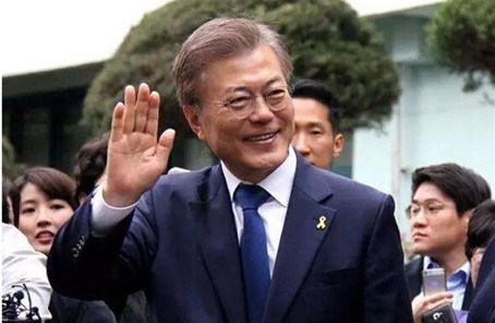 Moon Jae-In: Phi hạt nhân hóa cần sự quyết đoán của lãnh đạo Mỹ-Triều Moon Jae-In: Phi hạt nhân hóa cần sự quyết đoán của lãnh đạo Mỹ-Triều