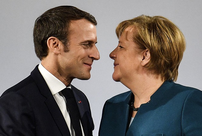 Pháp, Đức ký kết Hiệp ước thúc đẩy thành lập Quân đội châu Âu Tổng thống Pháp Emmanuel Macron và Thủ tướng Đức Angela Merkel đã đánh dấu mốc son mới trong quan hệ hợp tác giữa hai nước nói riêng, cũng như châu Âu nói chung