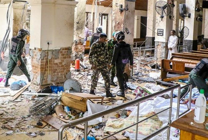 Lãnh đạo các nước trên thế giới gửi lời thăm hỏi Sri Lanka sau vụ đánh bom Quang cảnh đổ nát bên trong nhà thờ St Anthony ở Kochchikade, Colombo sau vụ đánh bom