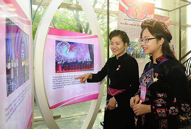Thanh niên tiên tiến là trung tâm Các đại biểu thanh niên tiên tiến làm theo lời Bác tại Đại hội lần thứ V năm 2018. Ảnh: Xuân Tùng