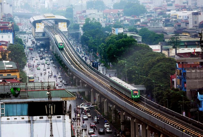 Đội vốn - căn bệnh trầm kha: Nhiều dự án bất thường Đường sắt đô thị Cát Linh - Hà Đông là một trong những dự án đội vốn khủng. Ảnh: hồng vĩnh