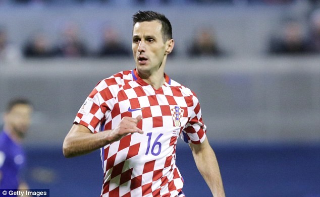 Tiền đạo Croatia từ chối nhận huy chương World Cup Nikola Kalinic không muốn ghi danh vào chiến tích của Croatia