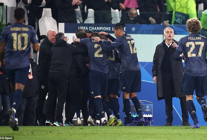 M.U lội ngược dòng khó tin trên sân của Juventus M.U thắng ngược đầy bất ngờ trên sân Juventus