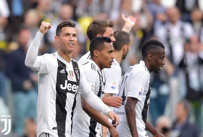 Juventus vô địch Serie A lần thứ 8 liên tiếp Juventus tiếp tục thống trị giải Serie A. Ảnh: Juve