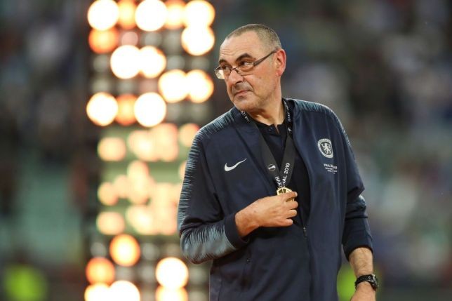 Vô địch Europa League, HLV Chelsea vẫn bị chê ‘thiếu tinh tế’ HLV Maurizio Sarri