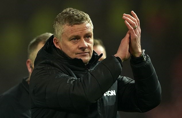 Tệ nhất 30 năm, M.U vẫn không sa thải HLV Ole Solskjaer HLV Ole Solskjaer được ban lãnh đạo M.U bảo vệ.