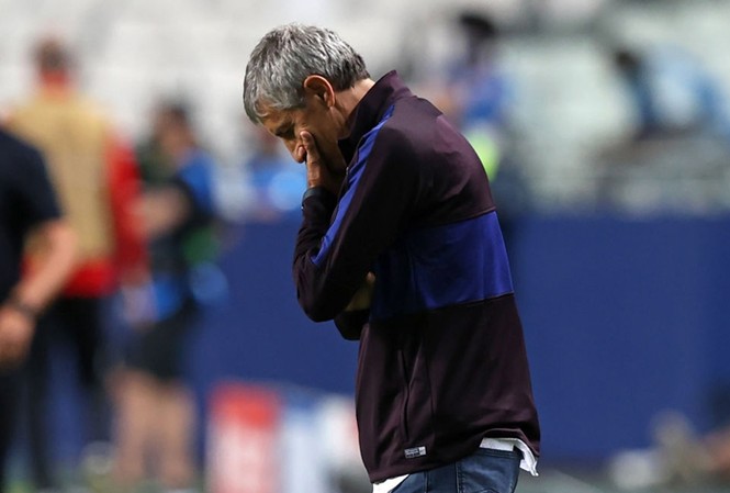 Barca thảm bại, HLV Setien không dám nói về tương lai HLV Setien không dám nói về tương lai sau trận thua Bayern