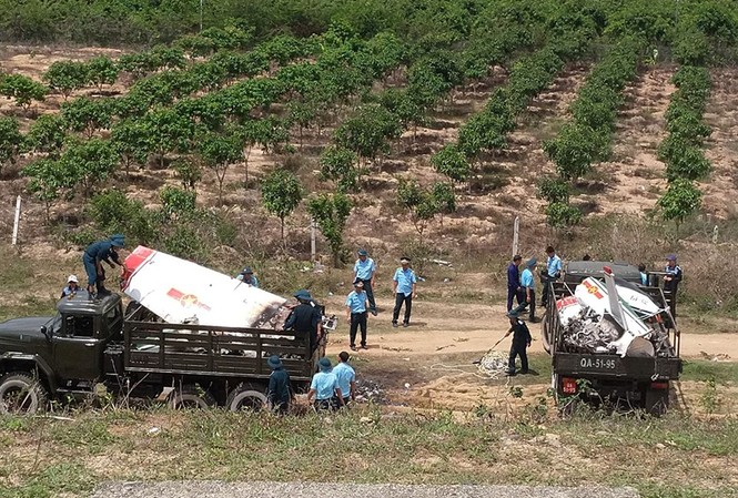Bộ Quốc phòng thông tin chính thức vụ rơi máy bay quân sự ở Khánh Hòa Hiện trường vụ rơi máy bay quân sự ở Khánh Hòa. Ảnh: Công Hoan
