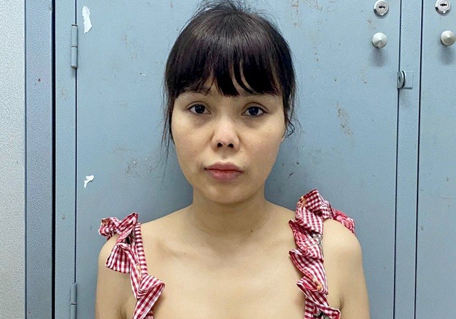 Tạm giữ nữ quản lý nhà hàng ‘điều’ tiếp viên bán dâm Đối tượng Đinh Thị Thiết. Ảnh Công an cung cấp