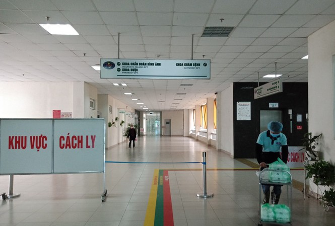 Bác sĩ mắc Covid-19, Thứ trưởng Bộ Y tế nói gì? Hai nhân viên y tế mắc Covid-19 đang được điều trị tại Bệnh viện Nhiệt đới Trung ương
Nguồn: NLĐ