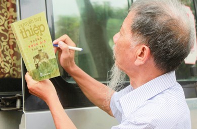 Nguyễn Huy Thiệp kể chuyện đăng truyện trên Tiền Phong Nhà văn duy nhất hai lần in một truyện ngắn trên báo Tiền Phong