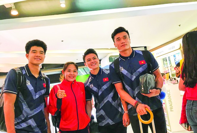 U23 Việt Nam hướng ra thế giới Hai ngày sau khi từ Philippines về nước, các tuyển thủ U23 Việt Nam lại lên đường chuẩn bị tham dự VCK U23 châu Á. Ảnh: N.P
