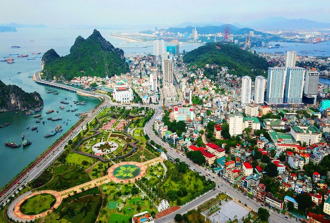 Quốc hội bàn chuyện thành lập đô thị, huyện, xã mới Hạ Long được dự kiến sáp nhập huyện Hoành Bồ. Ảnh: Hồng Vĩnh