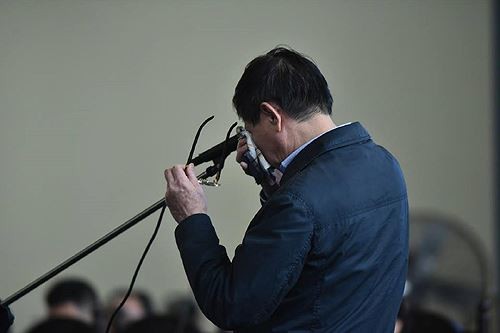 Ông Phan Văn Vĩnh hối hận vì “quá tin cấp dưới” Bị cáo Phan Văn Vĩnh sức khỏe yếu, thường phải dừng lại khi khai báo