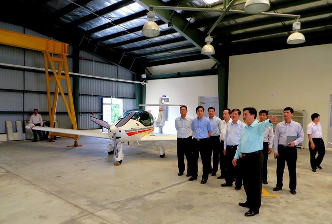 Không để giành giật phi công Máy bay của Cty Hành Tinh Xanh chưa một lần cất cánh phục vụ đào tạo phi công