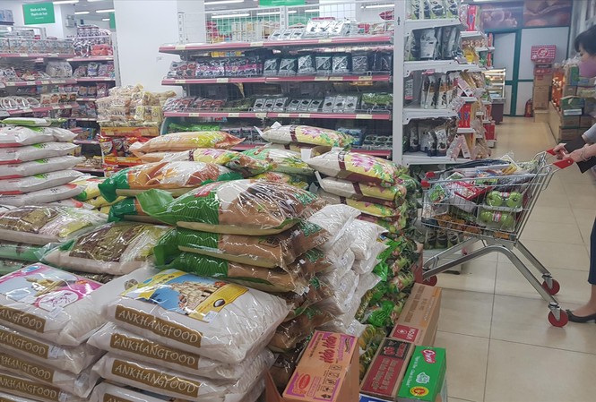 Sức mua tại siêu thị tăng đột biến thời Covid-19 Sức mua của người dân tại siêu thị tăng mạnh
Ảnh: Ngọc Mai