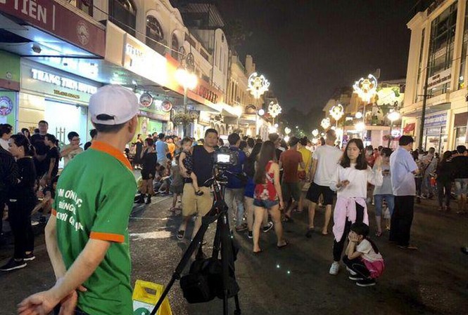Ghi hình phạt nguội, phố sạch rác Khu vực có camera giám sát hầu như không có người xả rác. Ý thức người dân được nâng lên rõ rệt