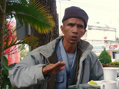 Tu sĩ có gương mặt giống hệt... Tổng thống Mỹ Barack Obama Tu sĩ có gương mặt giống hệt... Tổng thống Mỹ Barack Obama