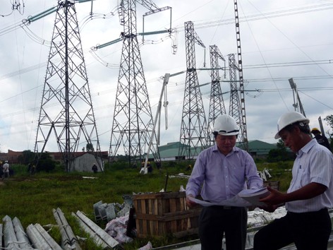 Đường dây 500kV Pleiku - Mỹ Phước - Cầu Bông sắp về đích Đường dây 500kV Pleiku - Mỹ Phước - Cầu Bông sắp về đích