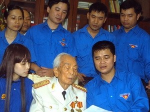 Một nhân cách lớn soi rọi cho thế hệ trẻ Một nhân cách lớn soi rọi cho thế hệ trẻ