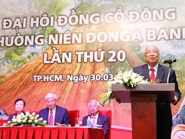 Nhiều lãnh đạo cao cấp 'hạ cánh' về doanh nghiệp Nguyên Thống đốc Ngân hàng Nhà nước Cao Sỹ Kiêm đã trở thành thành viên Hội đồng Quản trị độc lập của Ngân hàng Đông Á (DongA Bank)