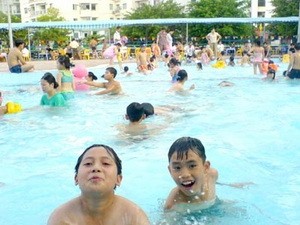 Nắng nóng kéo dài hai, ba ngày tới Nắng nóng kéo dài hai, ba ngày tới