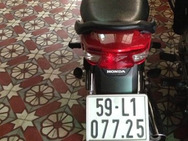 Bị móc túi, giám đốc rơi hàng chục triệu trên đường Bị móc túi, giám đốc rơi hàng chục triệu trên đường