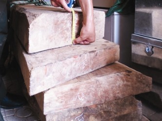 Thêm quan chức phải giải trình vụ gỗ sưa nghìn tỷ Thêm quan chức phải giải trình vụ gỗ sưa nghìn tỷ