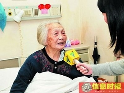 99 tuổi hồi phục sau đại phẫu nhanh như trai trẻ 99 tuổi hồi phục sau đại phẫu nhanh như trai trẻ
