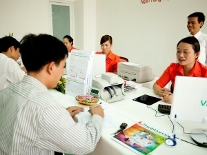 Ngân hàng lao đao tìm cách giữ chân khách hàng Ngân hàng lao đao tìm cách giữ chân khách hàng