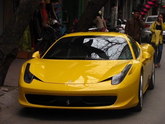 Ferrari 458 Italia thứ 3 là của hoàng tử Dubai? Ferrari 458 Italia thứ 3 là của hoàng tử Dubai?
