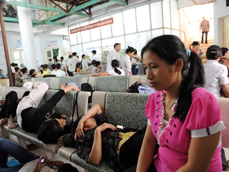 Y tế tư nhân manh mún và chộp giật - Kỳ cuối Y tế tư nhân manh mún và chộp giật - Kỳ cuối