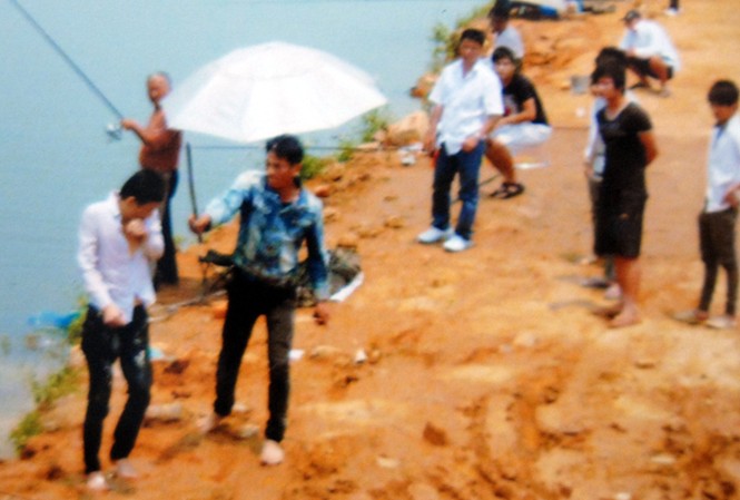 Chém người như phim hành động Hình ảnh chém người được cắt từ video clip