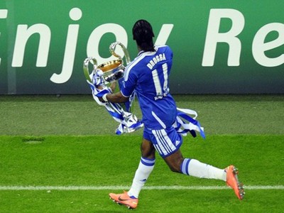 Vinh danh 'voi rừng' Drogba Vinh danh 'voi rừng' Drogba