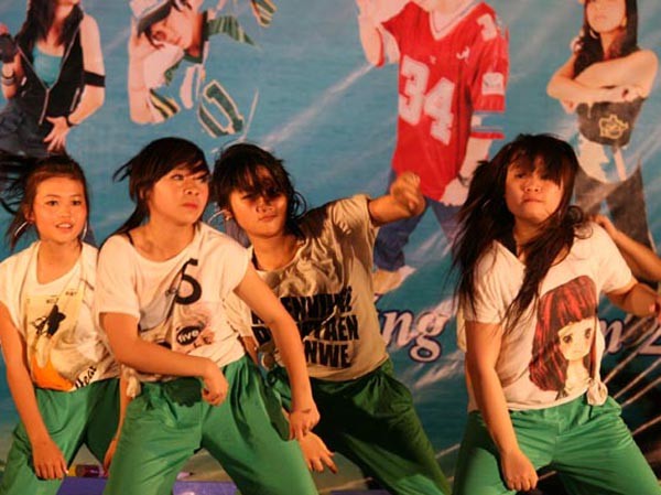 Quảng Ninh: Liên hoan các nhóm nhảy hiphop Quảng Ninh: Liên hoan các nhóm nhảy hiphop