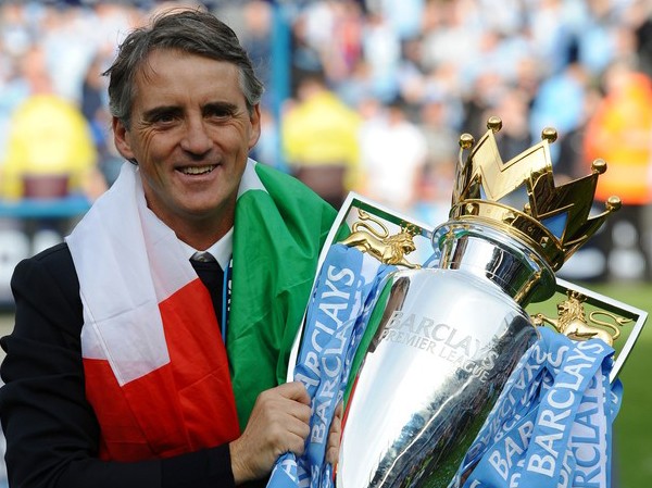 Mancini: Man City vừa trải qua một ngày điên rồ Mancini: Man City vừa trải qua một ngày điên rồ