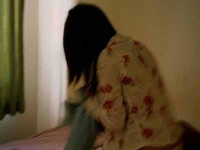 Nữ sinh lớp 9 mang bầu vì hay đi 'tập văn nghệ' Nữ sinh lớp 9 mang bầu vì hay đi 'tập văn nghệ'